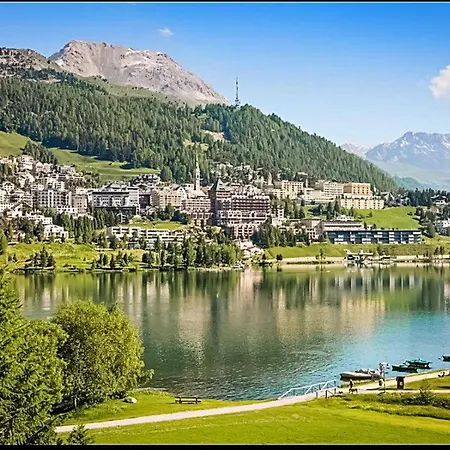 Sankt Moritz Suite Exterior photo